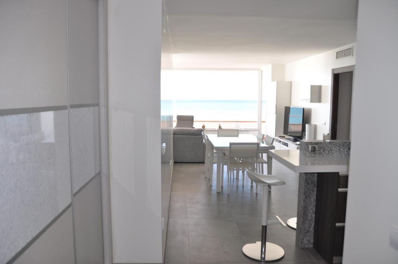 Magnifique Appartement Avec Une Incroyable Vue Sur Mer Torremolinos Buitenkant foto